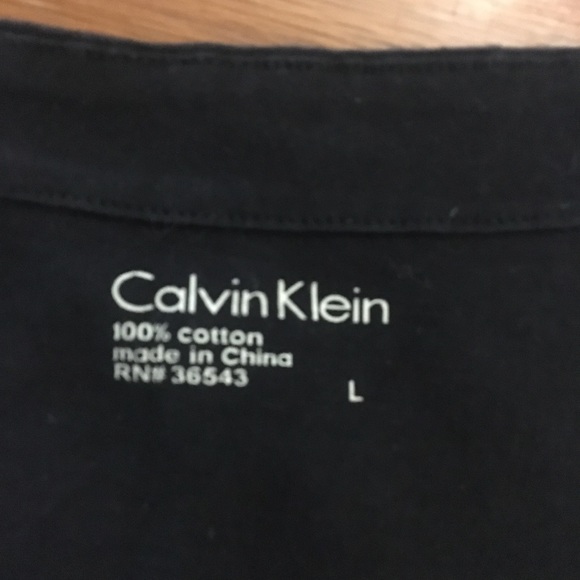 Black floral Calvin Klein shirt - Picture 4 of 4